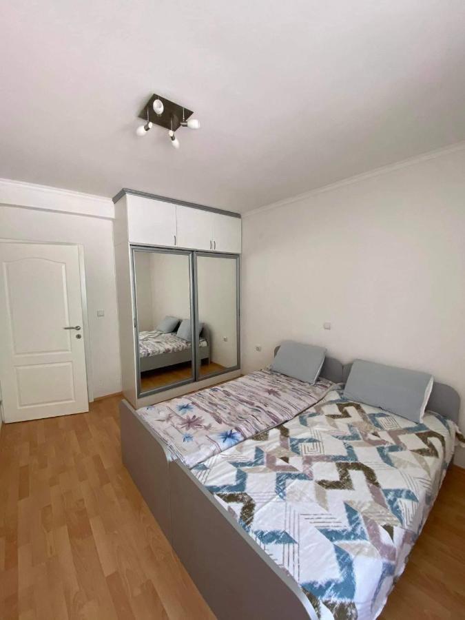 Aqua Blue Apartment Pestani Ngoại thất bức ảnh
